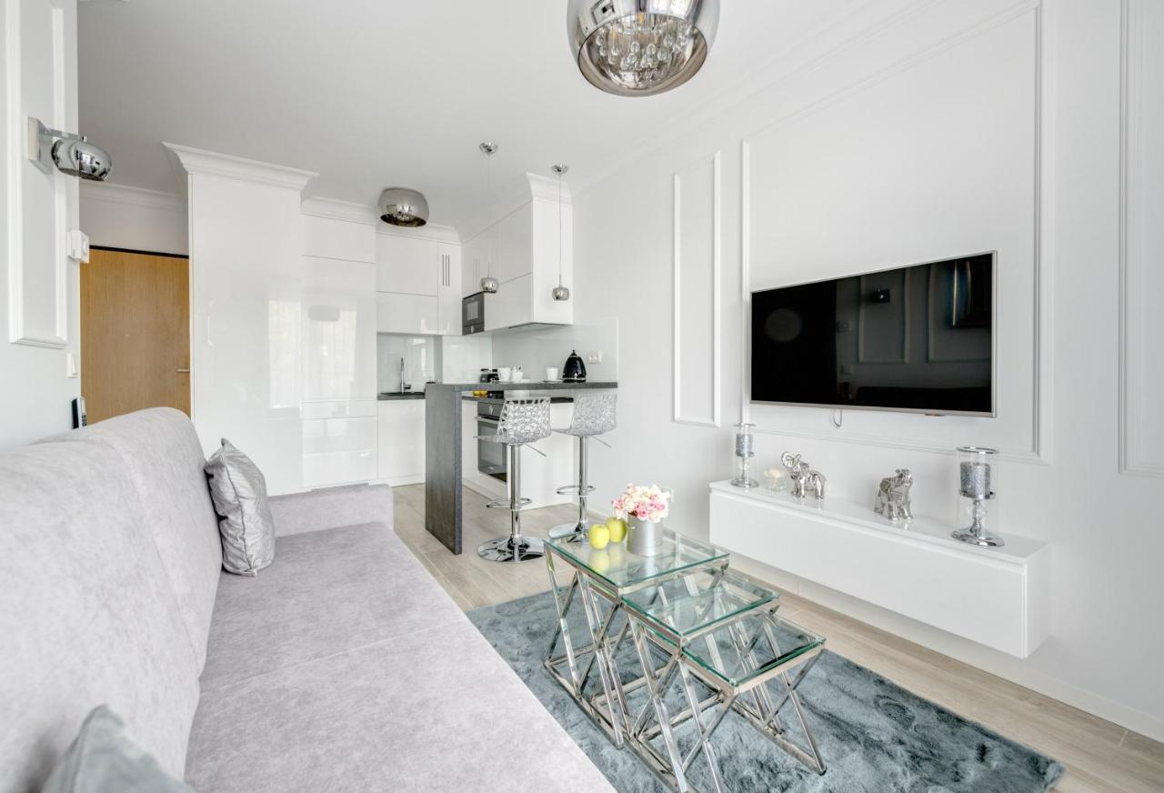 Dom & House - Apartments Navio Estate กดัญสก์ ภายนอก รูปภาพ